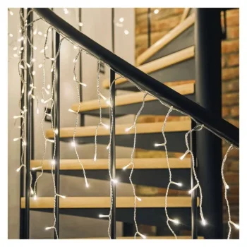 Emos novogodišnje LED lampice ledenice 5m toplo bele MTG-D4CW02-5 Emos novogodišnje LED lampice ledenice 5m toplo bele MTG-D4CW02-5