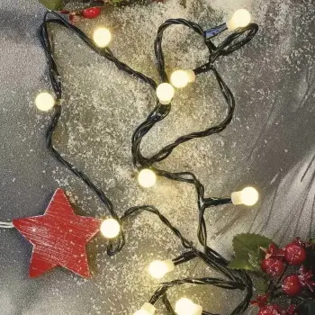 Emos novogodišnje LED lampice sa tajmerom Trešnje 300 LED 30M WW/MF MTG-D5AW24-1 Emos novogodišnje LED lampice sa tajmerom Trešnje 300 LED 30M WW/MF MTG-D5AW24-1