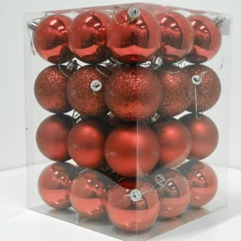 Novogodišnje kugle za jelku set 36 komada crvena boja Novogodišnje kugle za jelku set 36 komada crvena boja