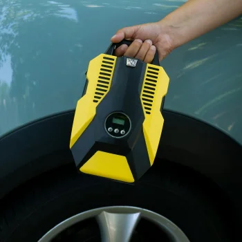 SkyCar kompresor za auto LCD display 12V 120W-4 SkyCar kompresor za auto LCD display 12V 120W-4