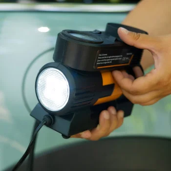 SkyCar kompresor za auto sa LED svetlom 12V 120W-3 SkyCar kompresor za auto sa LED svetlom 12V 120W-3