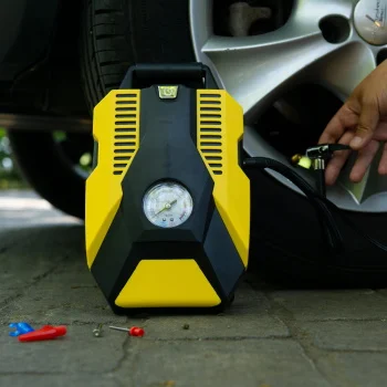 SkyCar kompresor za auto prenosivi 12V 120W-3 SkyCar kompresor za auto prenosivi 12V 120W-3