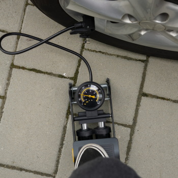 SkyCar pumpa nožna analogna 2 cilindra 45mm 160PSI-3