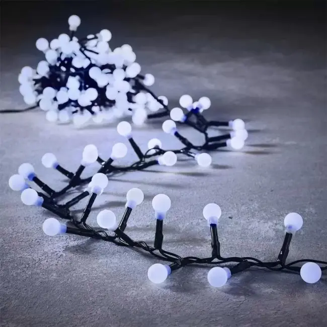 Luca Lighting novogodišnje LED lampice 550 LED 14m sa tajmerom i 8 režima rada White 242002472 Luca Lighting novogodišnje LED lampice 550 LED 14m sa tajmerom i 8 režima rada White 242002472